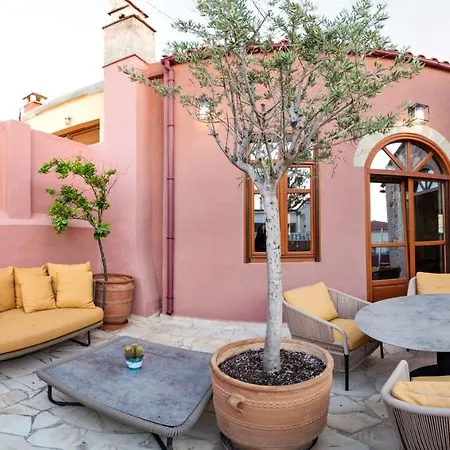 Luminous A House Of Luxury *